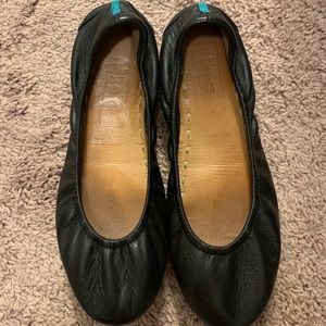 Black Tieks